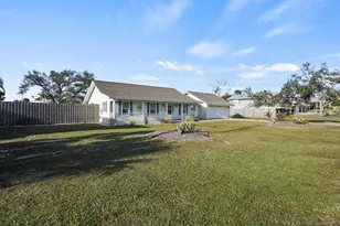 229 Balboa St, Port Saint Joe, FL 32456 - Photo 46