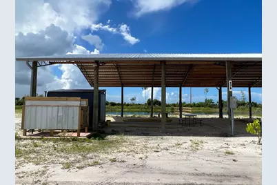 279 Cottonwood St, Port Saint Joe, FL 32456 - Photo 4