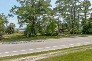 434 Hwy 98, Apalachicola, FL 32320 - Photo 2