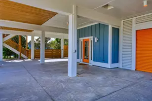 573 W Gorrie Dr, Saint George Island, FL 32328 - Photo 2
