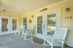 150 S Bay Shore Dr, Eastpoint, FL 32328 - Photo 2