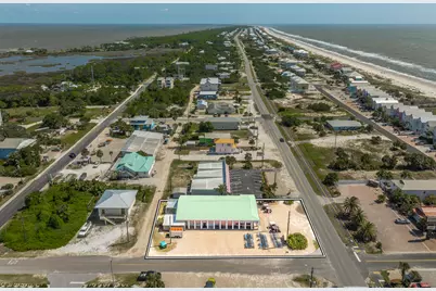 105 E Gulf Beach Dr, Saint George Island, FL 32328 - Photo 10