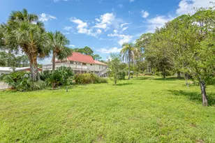 607 Hwy 98, Eastpoint, FL 32328 - Photo 6