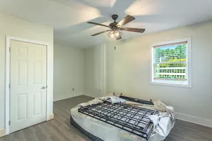 607 Hwy 98, Eastpoint, FL 32328 - Photo 46