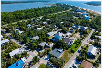 175 S Higgins St, Port Saint Joe, FL 32456 - Photo 10