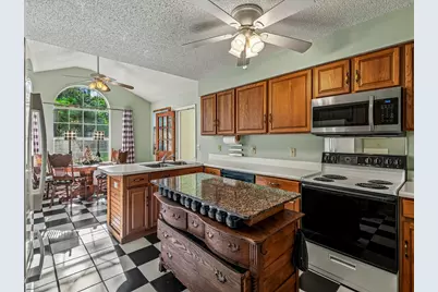 155 Putnal St, Carrabelle, FL 32322 - Photo 20