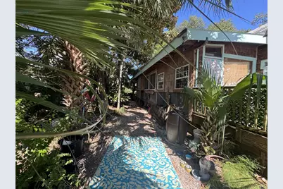 143 4th St, Apalachicola, FL 32320 - Photo 32