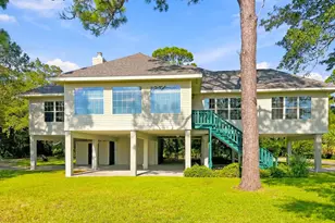 79 S Bay Shore Dr, Eastpoint, FL 32328 - Photo 4
