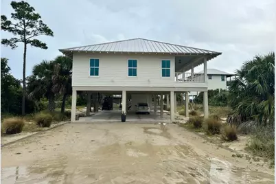 248 Oak St, Port Saint Joe, FL 32456 - Photo 2