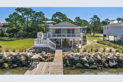 340 Marks St, Saint George Island, FL 32328 - Photo 4