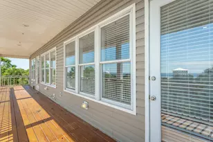 1649 Wayfarers Ct, Saint George Island, FL 32328 - Photo 24