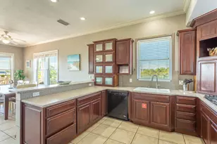 1649 Wayfarers Ct, Saint George Island, FL 32328 - Photo 8