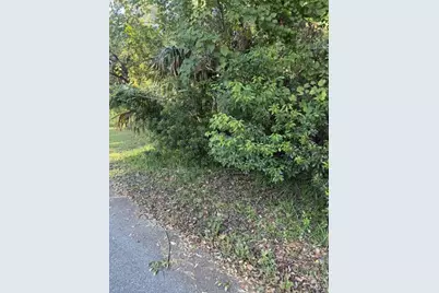 163 13th St, Apalachicola, FL 32320 - Photo 2