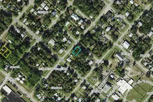 178 11th St, Apalachicola, FL 32320 - Photo 16