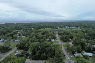 178 11th St, Apalachicola, FL 32320 - Photo 18
