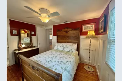 121 Ave D, Apalachicola, FL 32320 - Photo 16