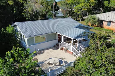 121 Ave D, Apalachicola, FL 32320 - Photo 26