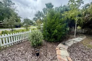 121 Ave D, Apalachicola, FL 32320 - Photo 24