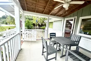 121 Ave D, Apalachicola, FL 32320 - Photo 6