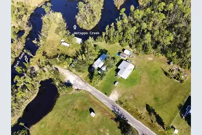 275 Spruce Ave, Wewahitchka, FL 32465 - Photo 4