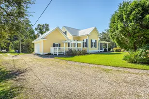 117 8th St, Apalachicola, FL 32320 - Photo 32