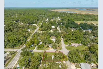 216 11th St, Apalachicola, FL 32320 - Photo 8