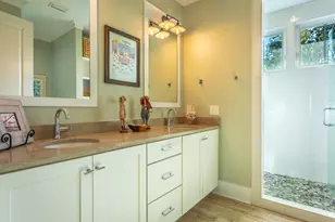 123 8th St, Apalachicola, FL 32320 - Photo 26