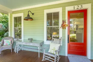 123 8th St, Apalachicola, FL 32320 - Photo 4