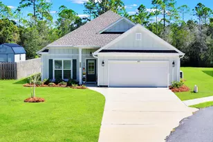 183 Lakeview Ct, Port Saint Joe, FL 32456 - Photo 1