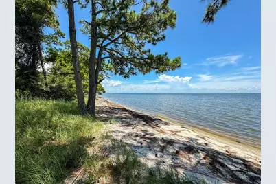 1405 Hwy 98, Eastpoint, FL 32328 - Photo 1