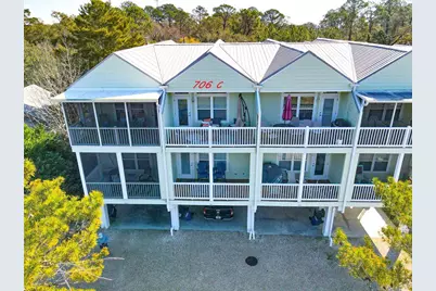 706 Howard St #C, Carrabelle, FL 32322 - Photo 1
