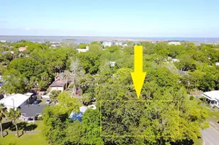 63 8th St, Apalachicola, FL 32320 - Photo 1