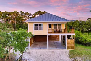 988 Bay Shore Dr, Saint George Island, FL 32328 - Photo 1