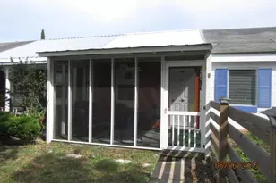 34-4 Holland Ave, Carrabelle, FL 32322 - Photo 1