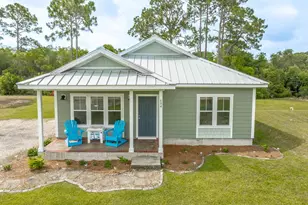 684 Longwood Ct, Eastpoint, FL 32328 - Photo 1