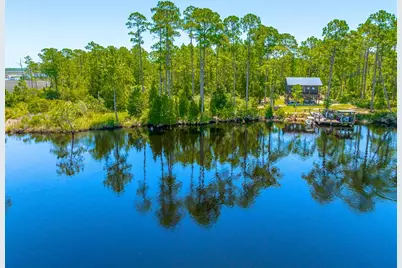 150 New River Ln, Carrabelle, FL 32322 - Photo 1