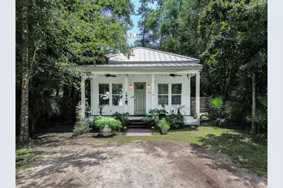 194 11th St, Apalachicola, FL 32320 - Photo 1