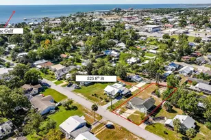 525 Eighth St, Port Saint Joe, FL 32456 - Photo 1