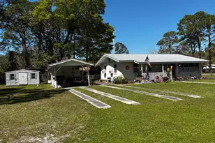 146 21st Ave, Apalachicola, FL 32320 - Photo 1