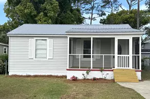 1404 Long Ave, Port Saint Joe, FL 32456 - Photo 1