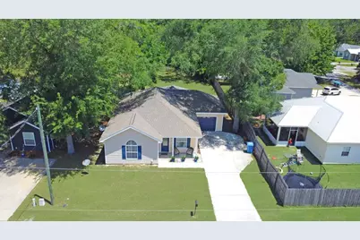 143 Pridgeon Ln, Wewahitchka, FL 32465 - Photo 1