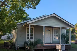285 Marlin St, Port Saint Joe, FL 32456 - Photo 1