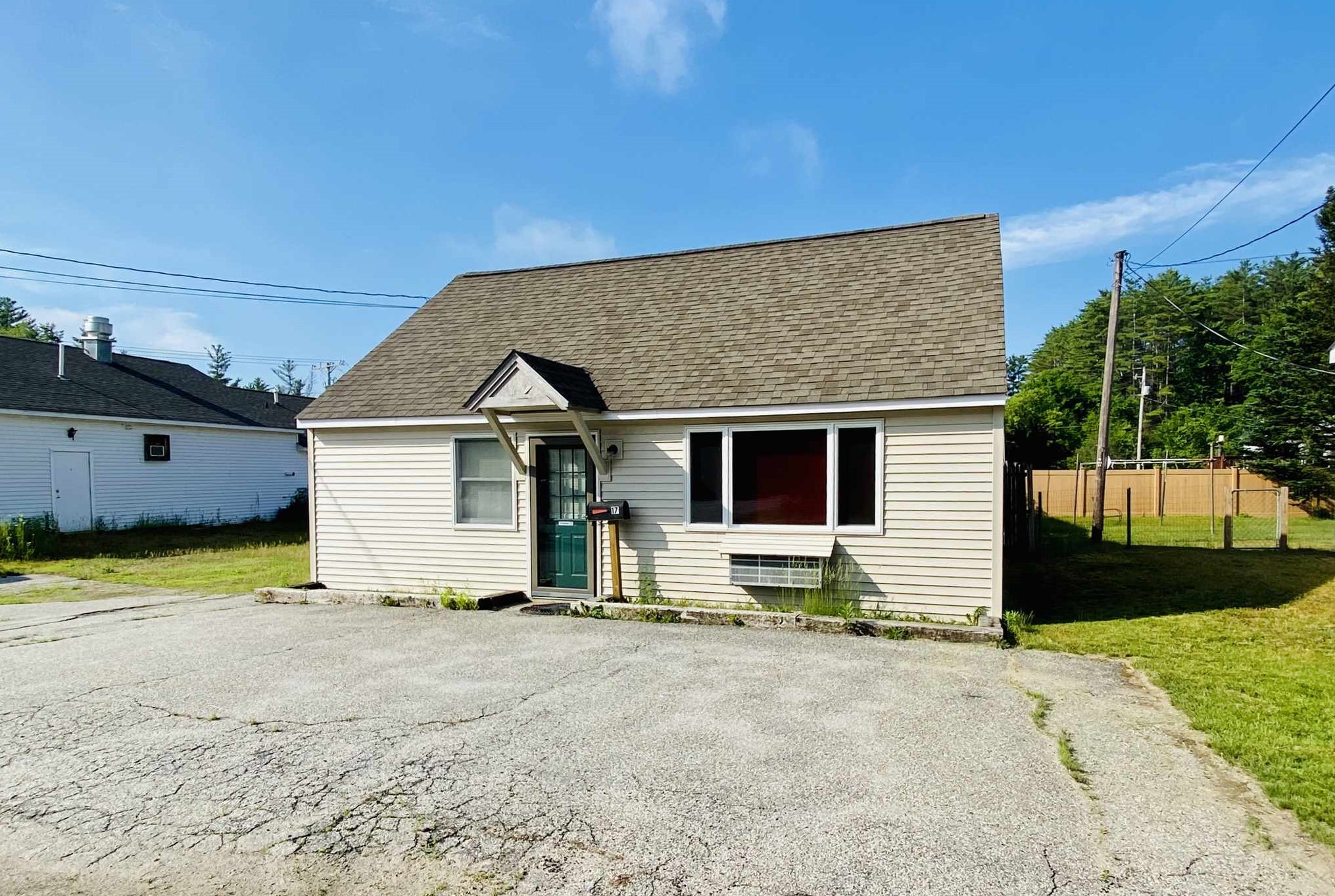 17 Coitview St Newport Nh 03773 Mls 4812595 Coldwell Banker