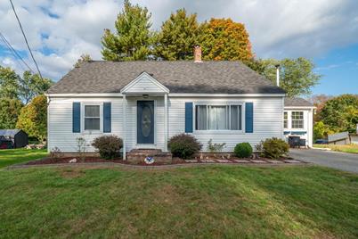 13 Spinney - Photo 1