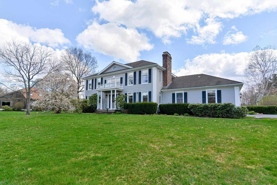 53 Sky View Dr, Pelham, NH 03076 MLS 4950007 Coldwell Banker