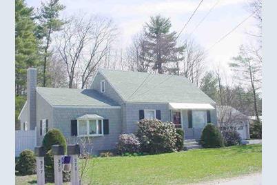 375 Rowe Avenue, Pembroke, NH 03275 - Photo 1