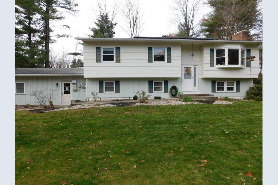 16 Lamplite Ln, Williston, VT 05495 MLS 4976961 Coldwell Banker