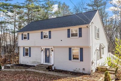 9 Poplar Drive, Raymond, NH 03077 - Photo 1