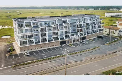 535 Ocean Boulevard #302, Hampton, NH 03842 - Photo 1