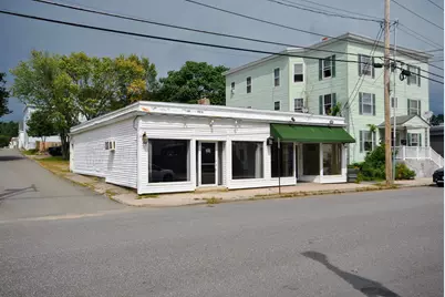 381-383 Kelley Street, Manchester, NH 03102 - Photo 1